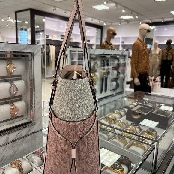 Michael Kors Purse and Wallet - Picture 6 of 15